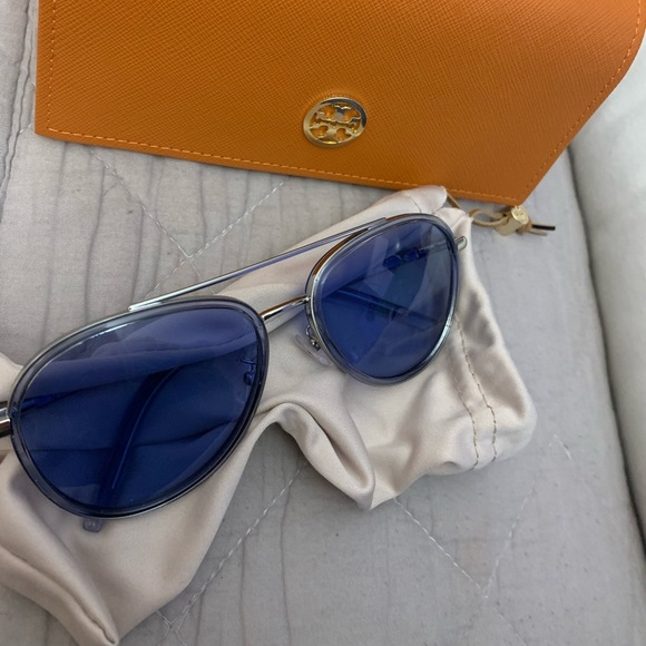 Tory burch aviator sunglasses•blue•non-polarized• NEVER WORN!! main image 4